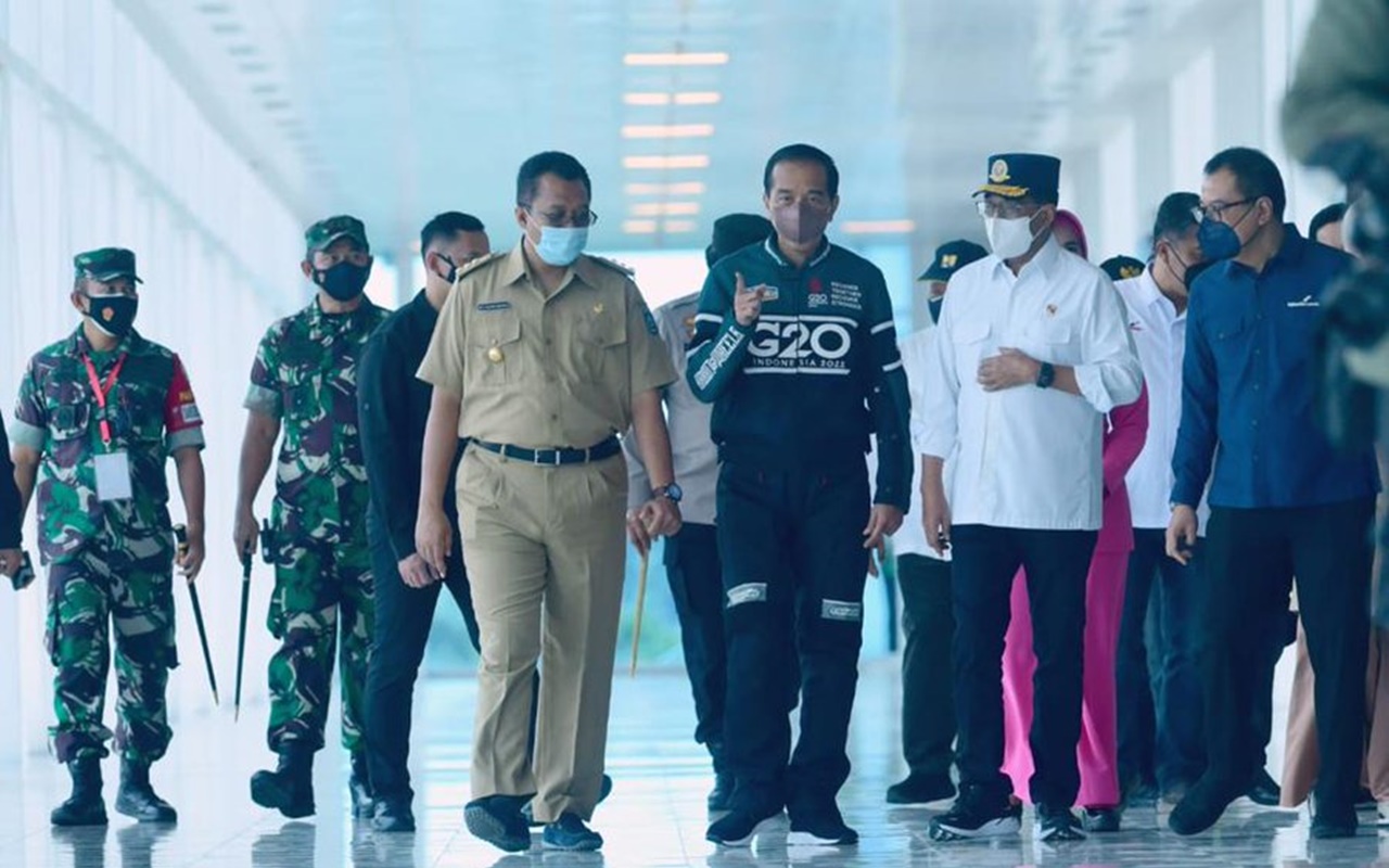 Jokowi Hingga Menhub Tinjau Bandara Lombok Jelang Pelaksanaan MotoGP Mandalika 2022