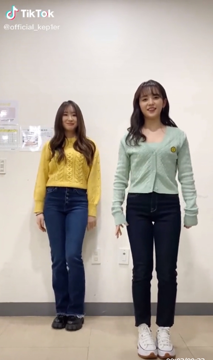 Berteman Dengan Lee Chaeyeon Eks IZ*ONE