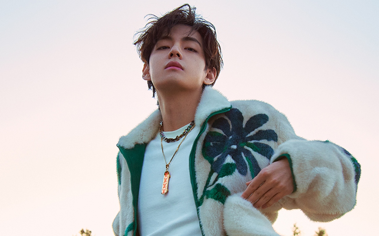 Aura V BTS di Balik Layar dan Hasil Pemotretan Majalah Beda Banget