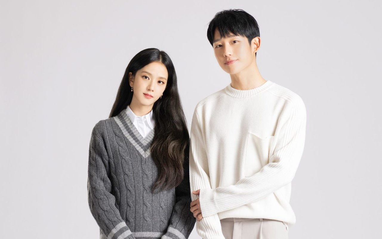 Lovestagram Jung Hae In dan Jisoo BLACKPINK di Lokasi 'Snowdrop' Digoda Marketing