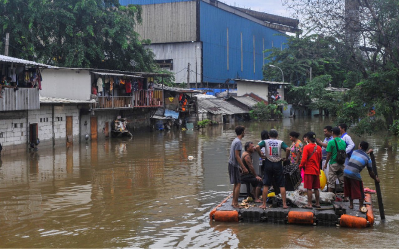 DKI Jakarta Masih Terjadi Banjir Usai Diguyur Hujan, Kinerja Anies Baswedan Dikritik