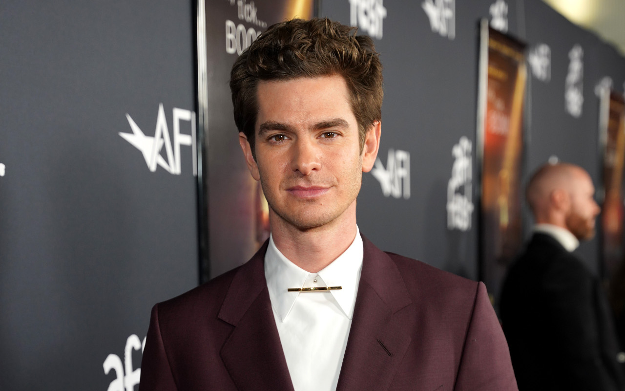 Andrew Garfield Ketagihan Jadi Lawan Main Tom Holland Dan Tobey Maguire, Ingin Terus Kerja Bareng