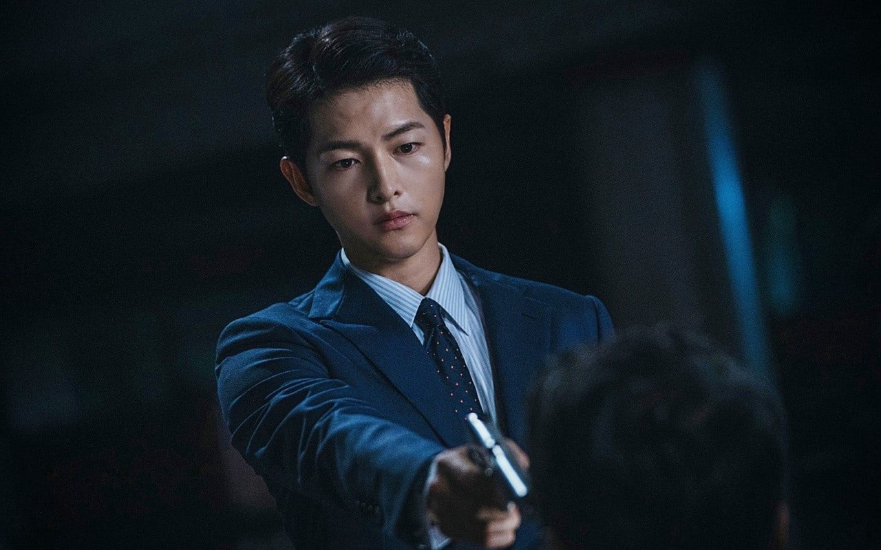 Pria Ini Viral Usai Disebut sebagai 'Vincenzo' Dunia Nyata, Mirip Song Joong Ki?