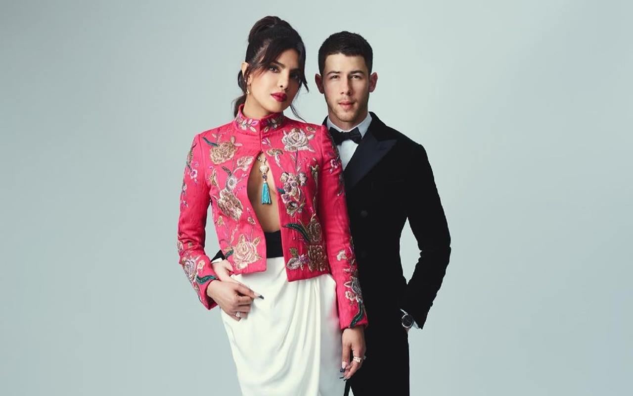 Nick Jonas dan Priyanka Chopra Umumkan Kelahiran Anak Pertama Lewat Metode Ibu Pengganti