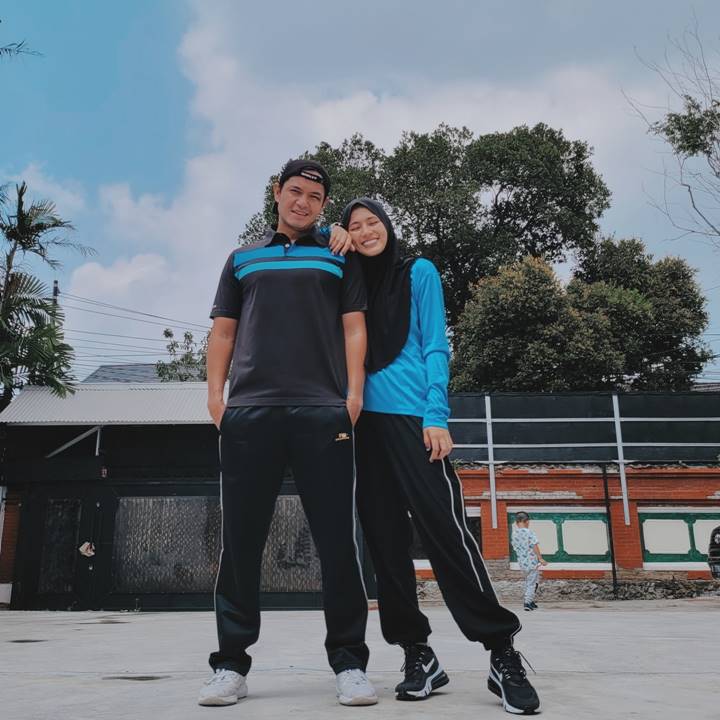 sama-sama demen olahraga