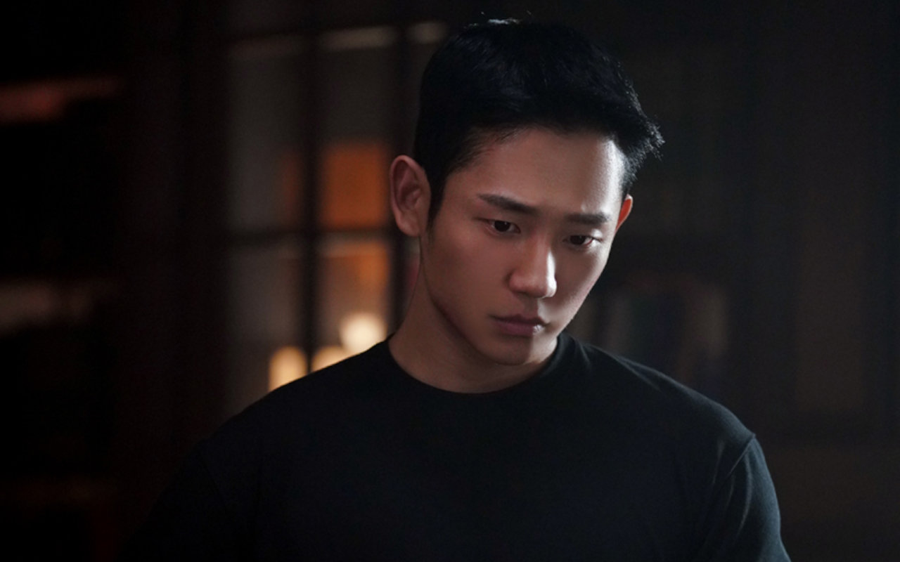 Jung Hae In Pamer Keseksian di Lokasi Syuting 'Snowdrop', Fans Auto Heboh