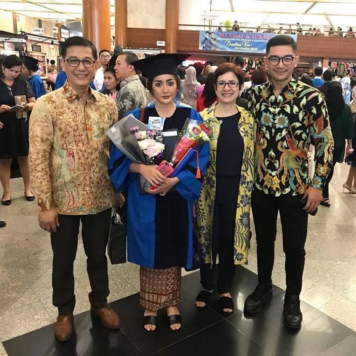 Peduli pendidikan