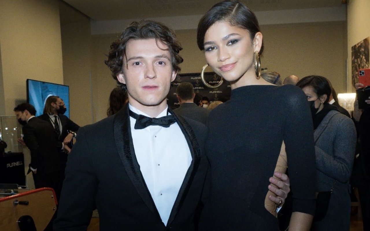 Zendaya Kepergok Kunjungi Keluarga Tom Holland Di London, Bukti Hubungan Makin Serius?