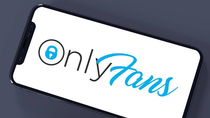 Sejumlah Selebriti Turut Memakai OnlyFans, Hingga Menyebabkan Kontroversi