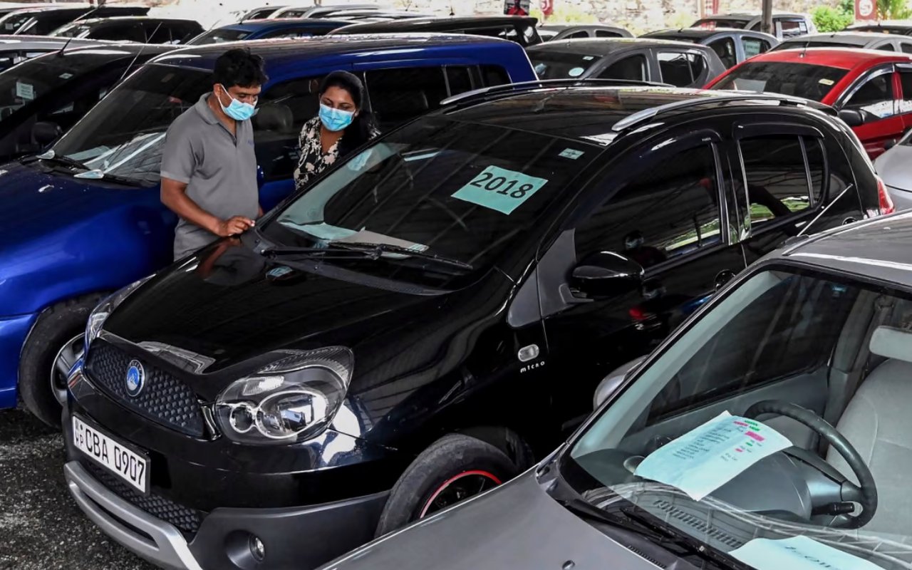 Sri Lanka di Ambang Kebangkrutan Karena Inflasi, Bisnis Mobil Bekas Malah Untung?