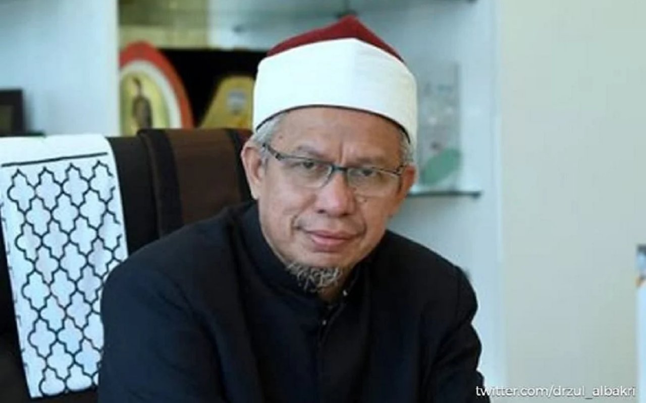 Eks Menteri Agama Malaysia Bikin Bingung Usai Sebut Penguin Menggemaskan dan Halal Dikonsumsi 
