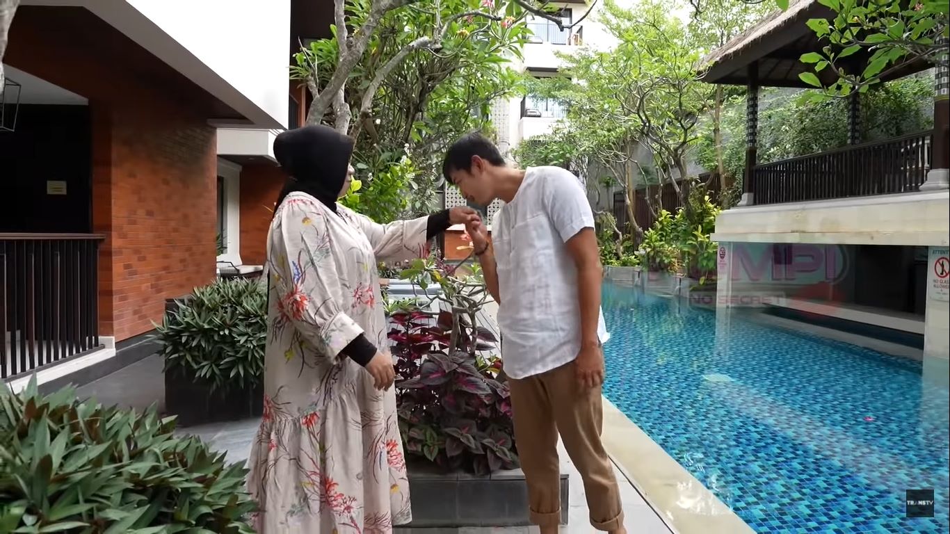 Rohimah dan Mendiang Rommi Bolak-Balik Jakarta-Bali Demi Perjuangkan Cinta