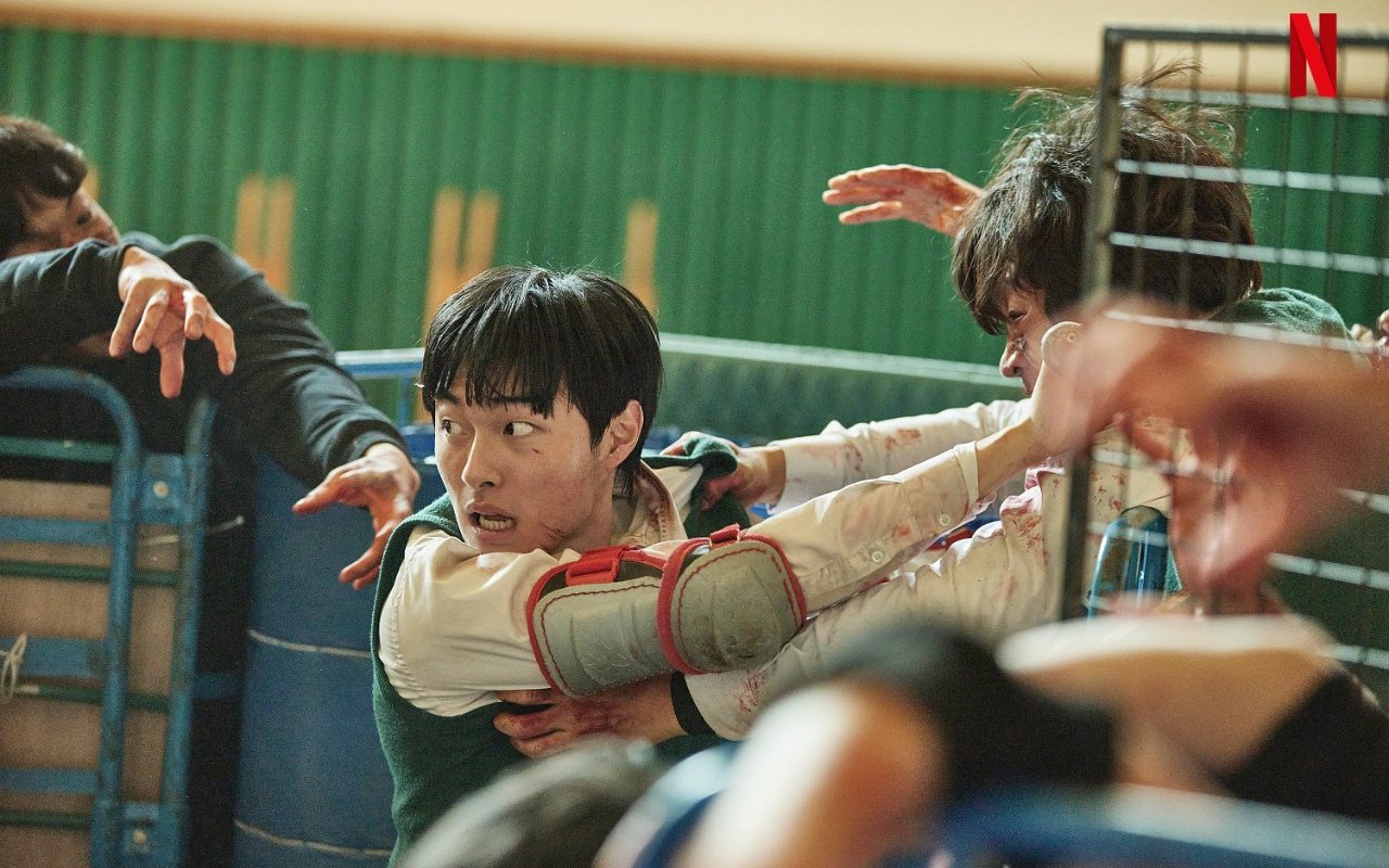 Tak Sengaja Bertemu Zombie 'All of Us Are Dead', Cerita Netizen Korea Ini Berhasil Curi Fokus