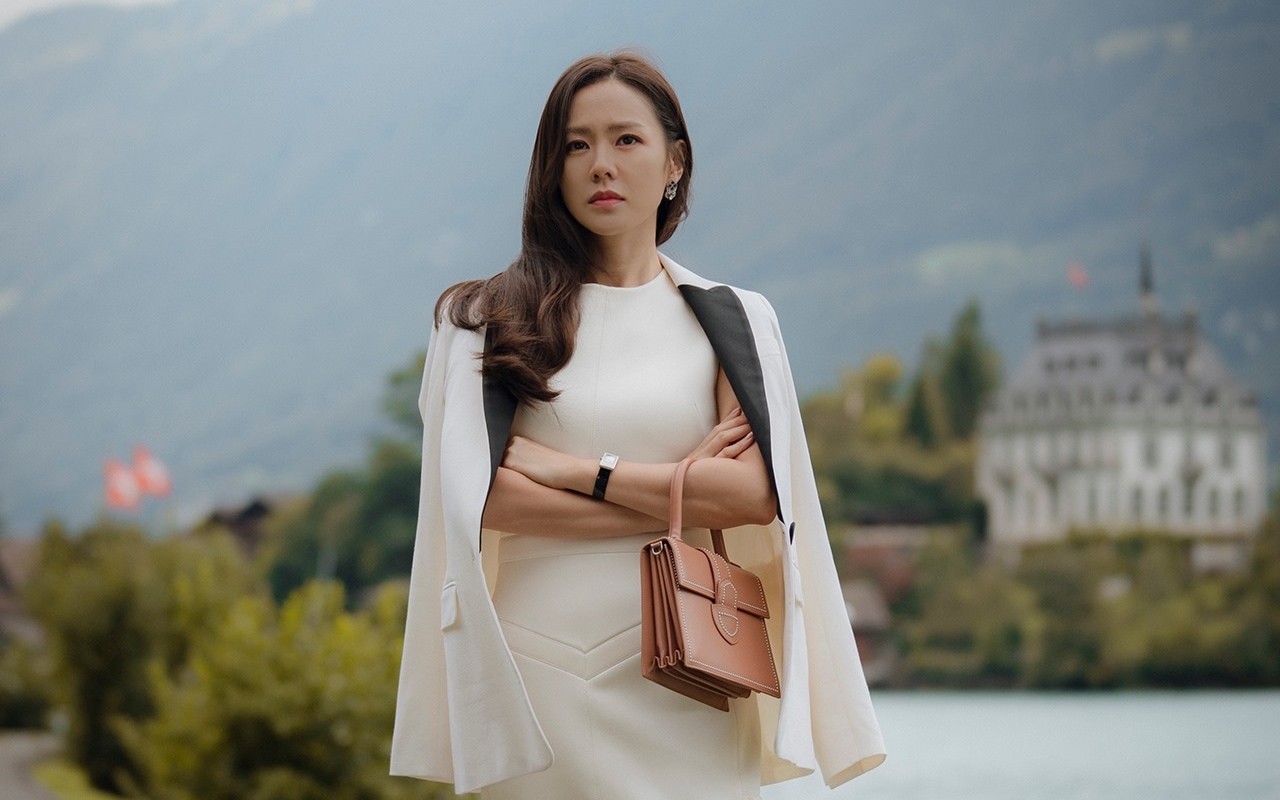 Son Ye Jin Isyaratkan Ingin Bintangi 'Crash Landing On You' Versi Amerika