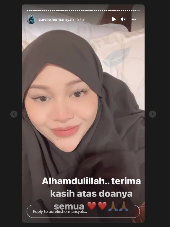 Wajah Bahagia Aurel Hermansyah \'Terpancar\' Usai Lahirkan Anak Pertama