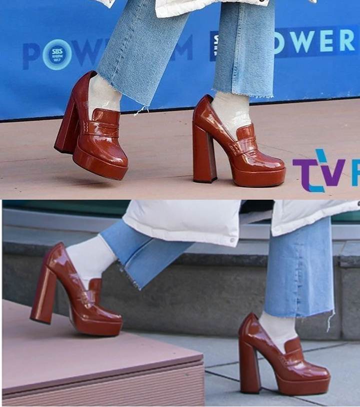 Sieun STAYC Picu Kekhawatiran Pakai Sepatu Kebesaran Sampai Hampir Jatuh, Stylist Dikritik