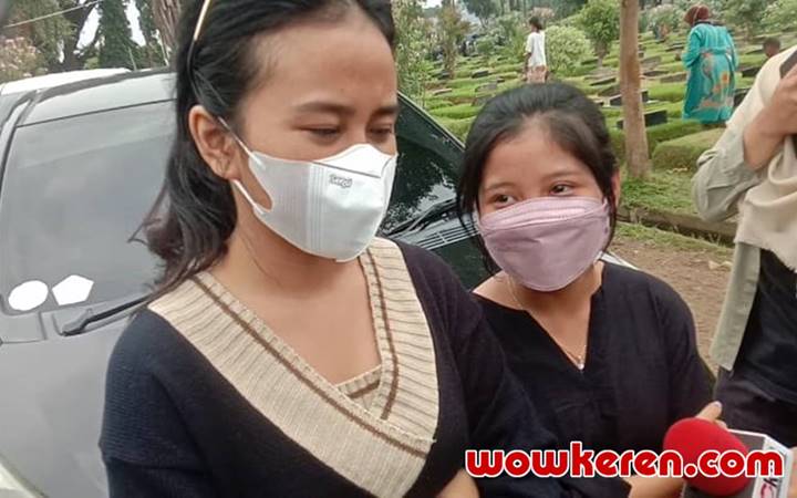 Mayang Ngaku Cucu Kesayangan Almarhum Kakek 