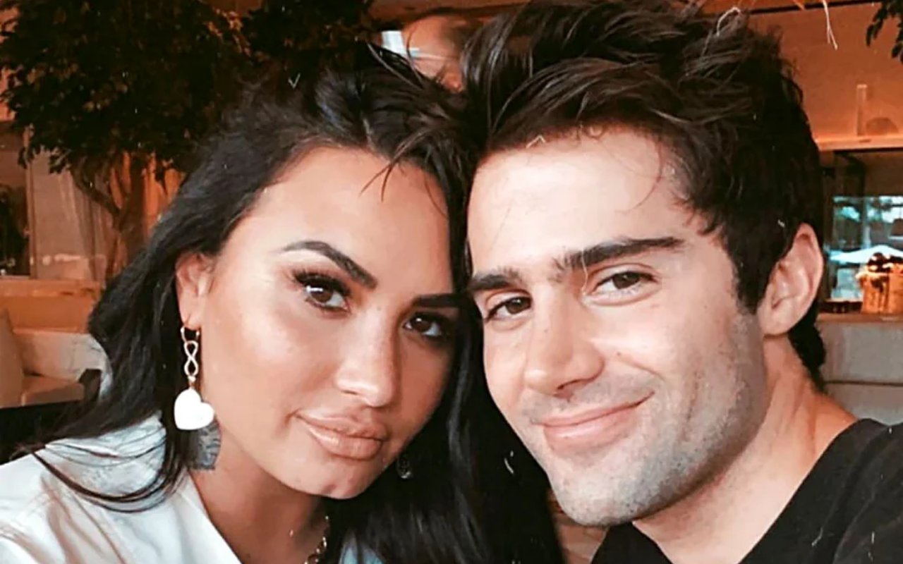 Max Ehrich Eks Tunangan Demi Lovato Beri Pernyataan Tak Terduga Soal Masa Lalu Keduanya