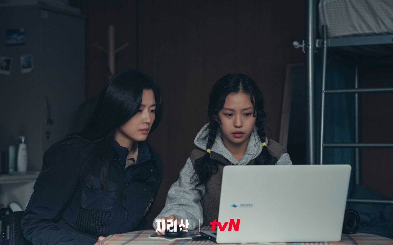 Go Min Si Sempat Kesulitan Saat Syuting Bareng Jun Ji Hyun di 'Jirisan', Kenapa?