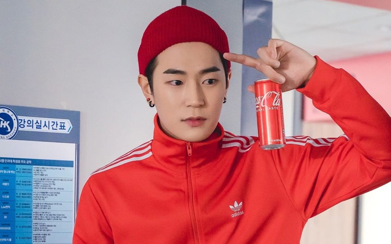 "логическая ошибка" дорама подруга. Логическая ошибка дорама джэ чан. Логическая ошибка дорама 2022. Пак джэ-чхан. Semantic error дорама.