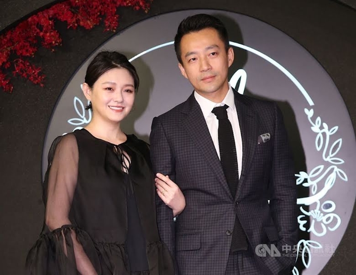 Perjalanan Cinta Barbie Hsu dan DJ Koo Bak Drakor 2