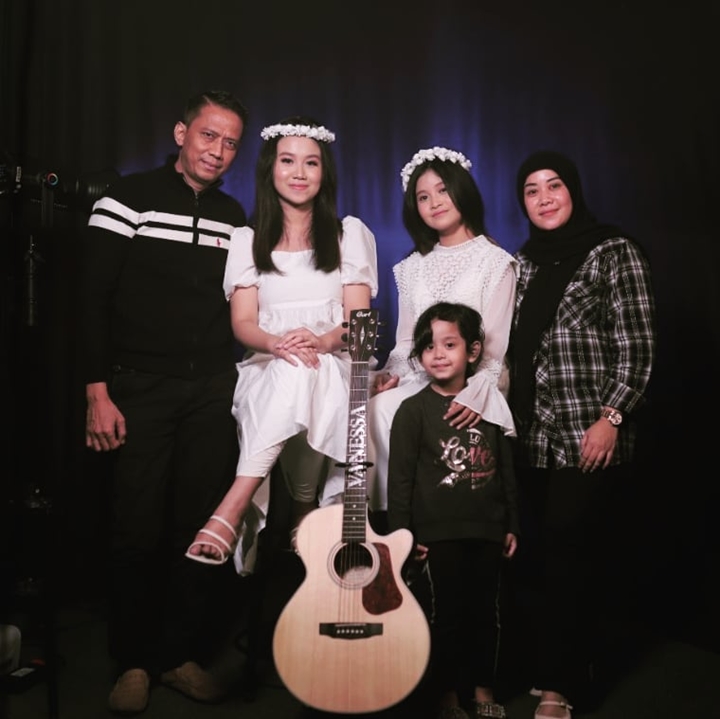 Potret Keluarga Harmonis