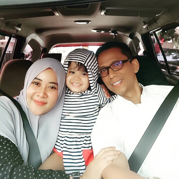 Jalan-jalan Dengan Aisyah
