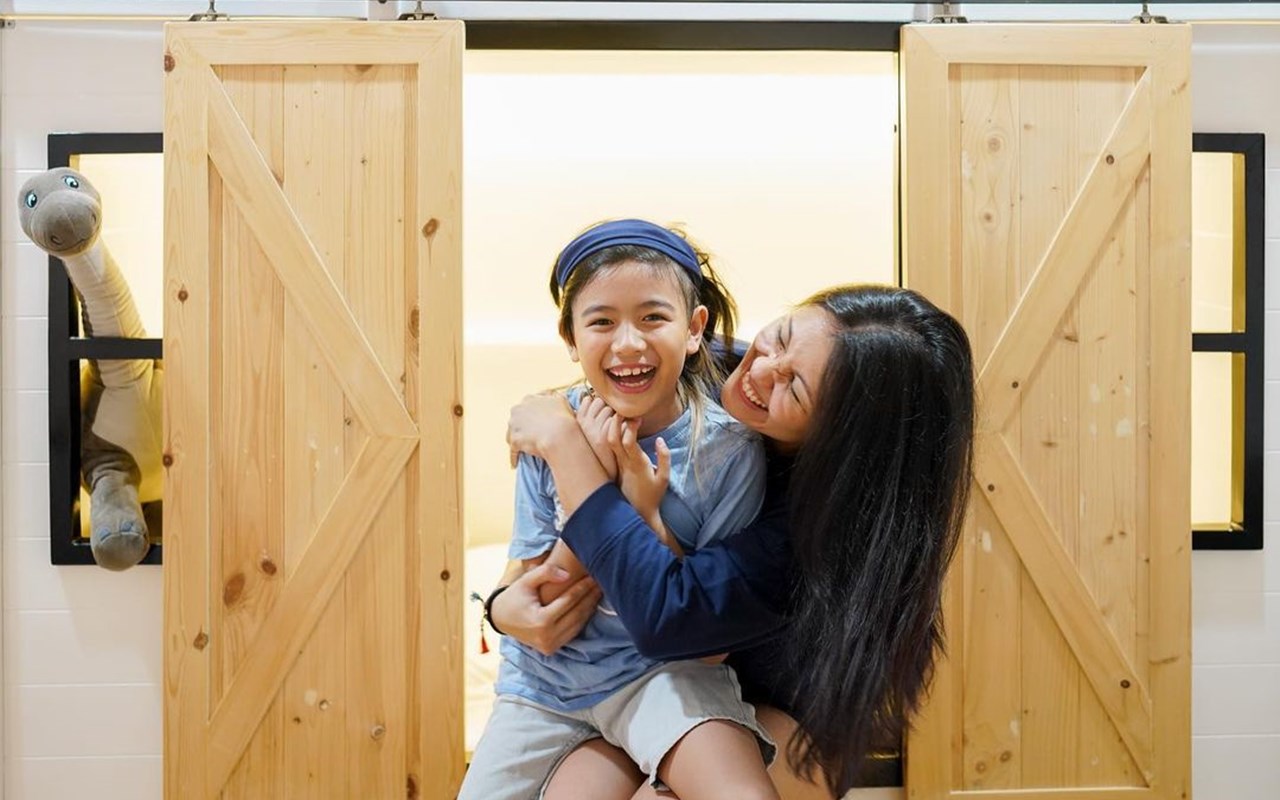 Sharena Delon Curhat Parenting Sulit Setengah Mati, Ada Hikmah Putra Sulung Jago Pancing Emosi
