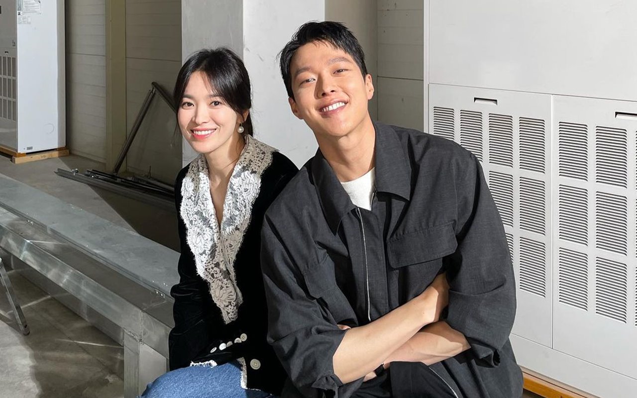 Jang Ki Yong Ungkap Rasa Senangnya Dikunjungi Song Hye Kyo Saat Wamil