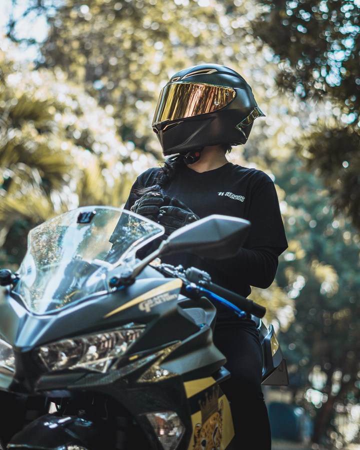  penyuka motor sporty