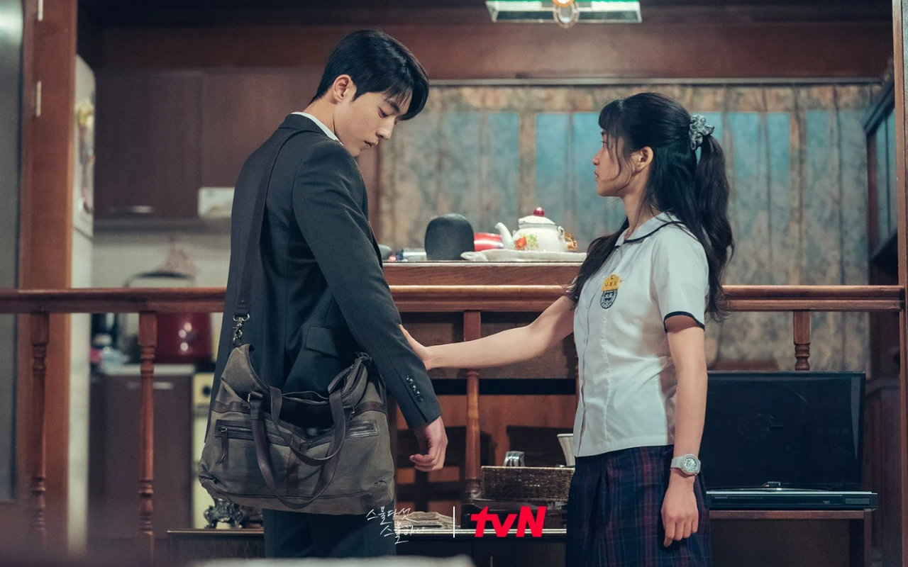 Ini Respons Santuy Nam Joo Hyuk Usai Dengar Pengakuan Cinta Kim Tae Ri di 'Twenty-Five, Twenty-One'