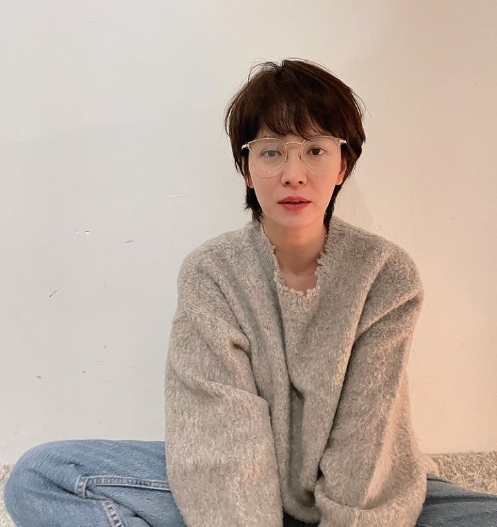 gaya super cute ala song ji hyo 