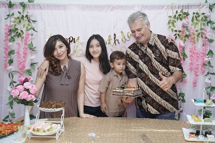  kenangan di momen ultah christian