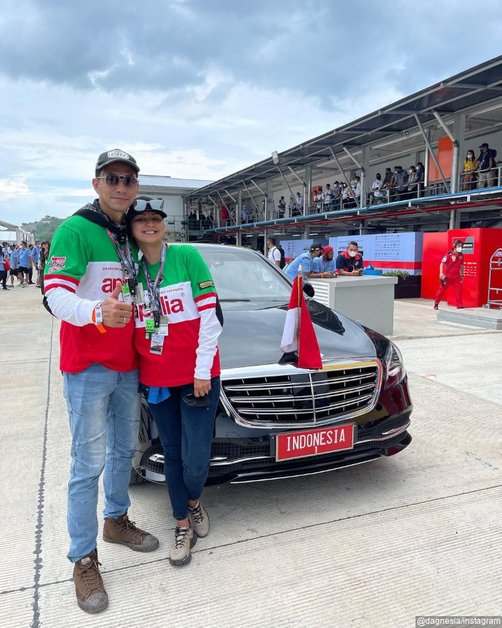 Donna Agnesia dan Darius sinathrya