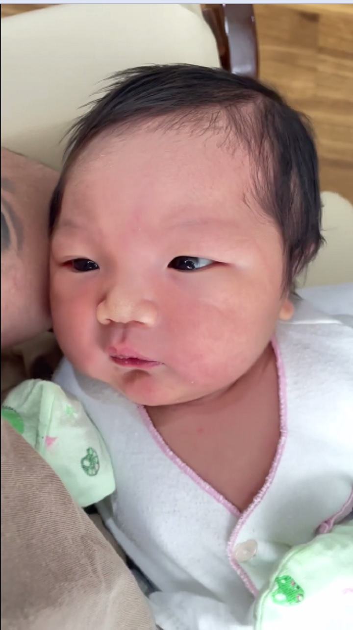 Xarena baru bangun tidur 