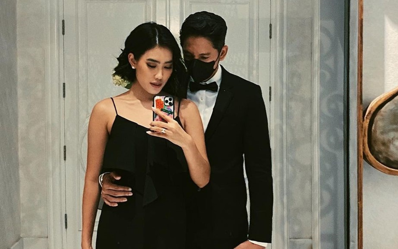 Alika Bikin Iri Usai Pamer Momen Lihat Aurora Bareng Suami, Ada yang Bilang Comot dari Google