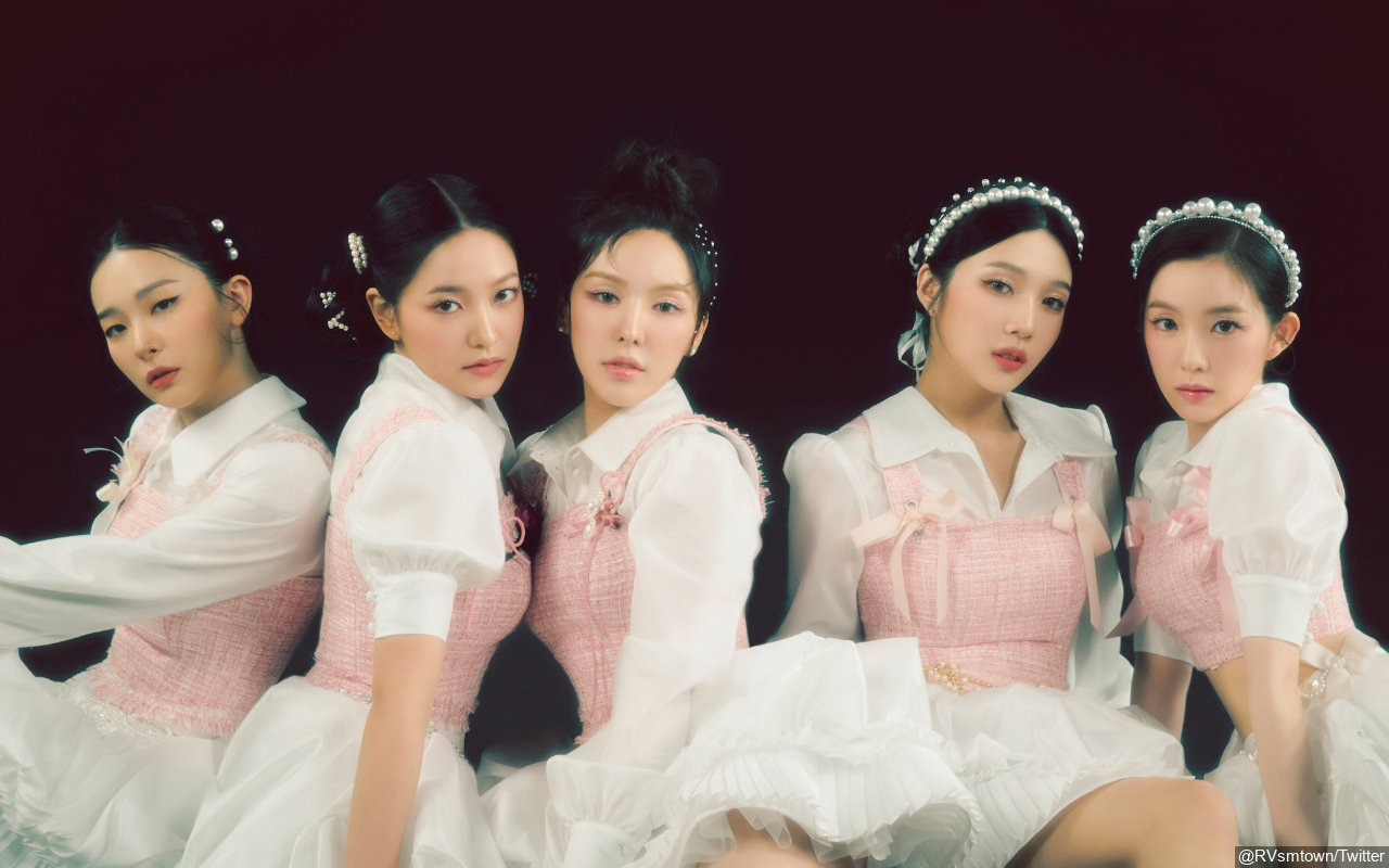 Red Velvet Kenakan Bawahan Turun Pinggang di MV 'Feel My Rhythm', Tuai Respons Begini