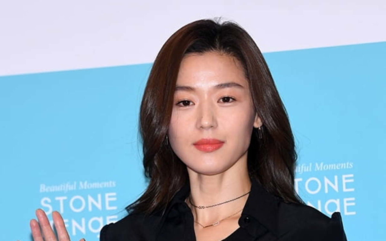 Potret Jun Ji Hyun Bareng Anak Beredar, Begini Penampilan Sang Putra