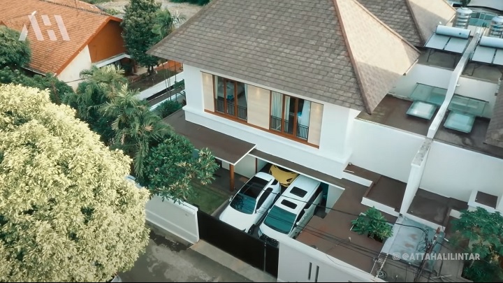 Penampakan rumah dari atas