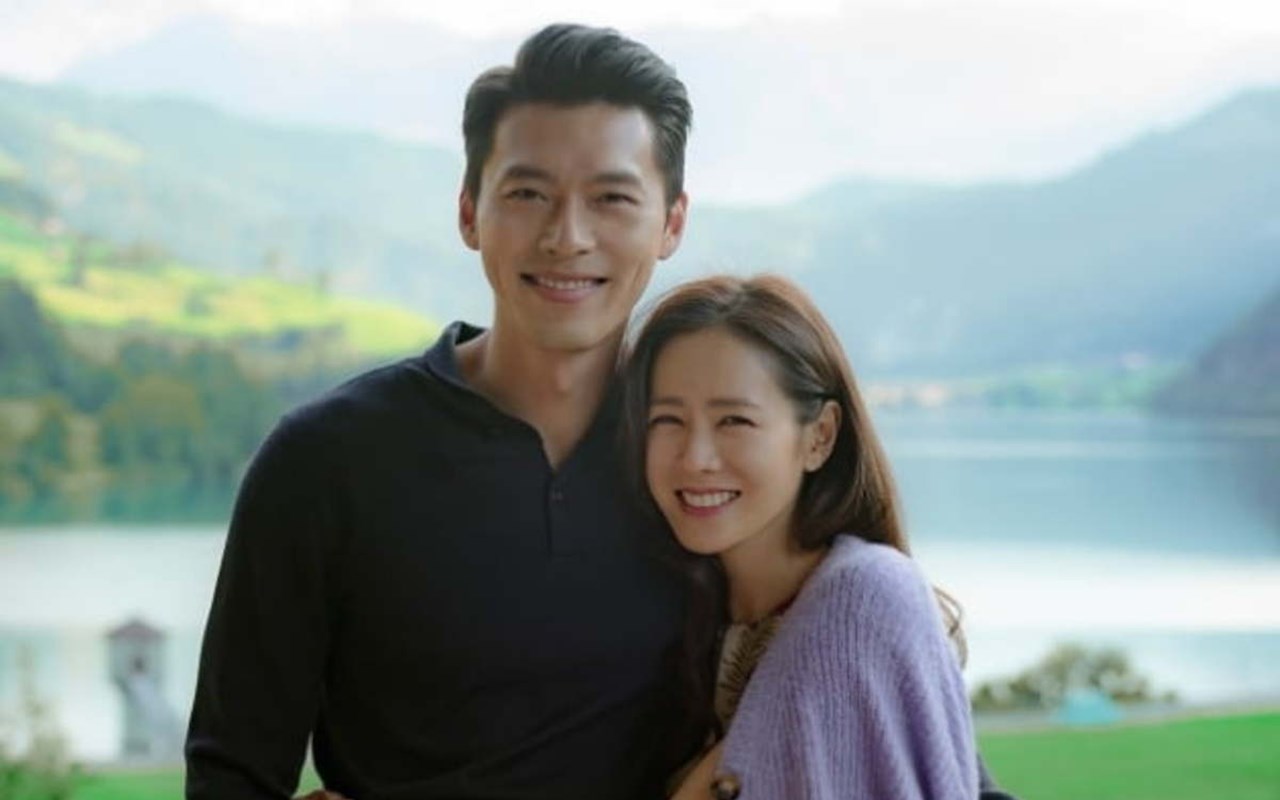 Ada yang Janggal, Undangan Pernikahan Hyun Bin dan Son Ye Jin Dilaporkan Palsu