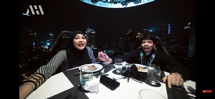 Momen angin kencang dan hujan