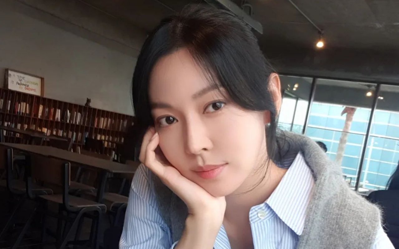 Bodi Seksi Kim So Yeon di Pemotretan Pakaian Dalam Tuai Decak Kagum