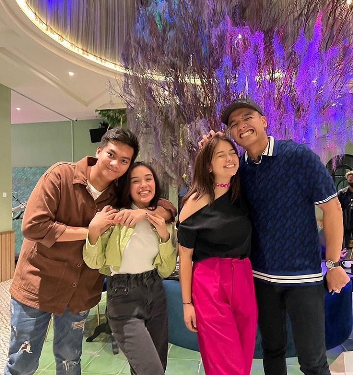 bak <i>double date</i>
