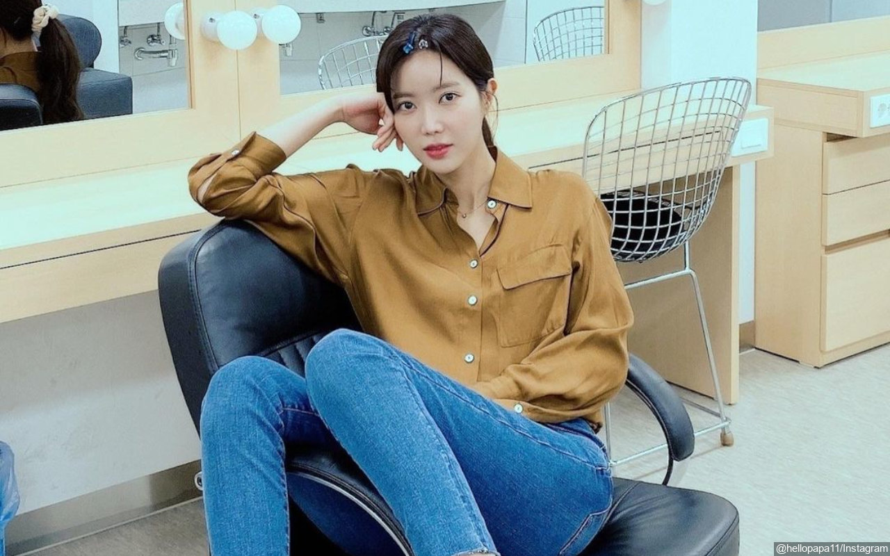 10 Potret Lim Soo Hyang Anti Mati Gaya Saat Hangout, 'Jadi Rebutan' 2 Stasiun TV