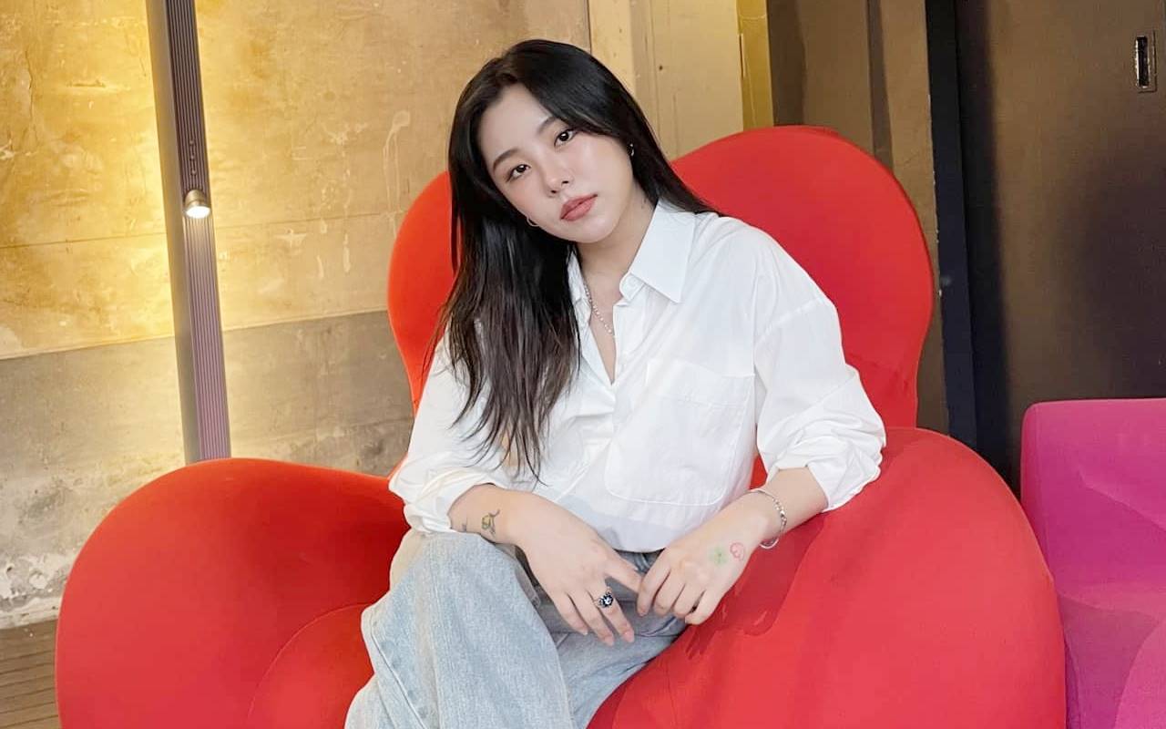Whee In MAMAMOO Beber Alasan Tak Bisa Hidup Tanpa Sampo Kering