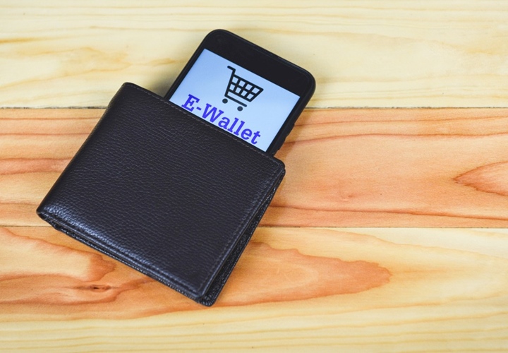 Pilih E-Wallet dari Lembaga Resmi dan Terpercaya