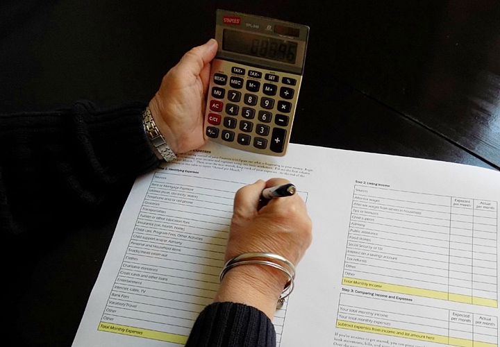 Buat List Budgeting Secara Berkala