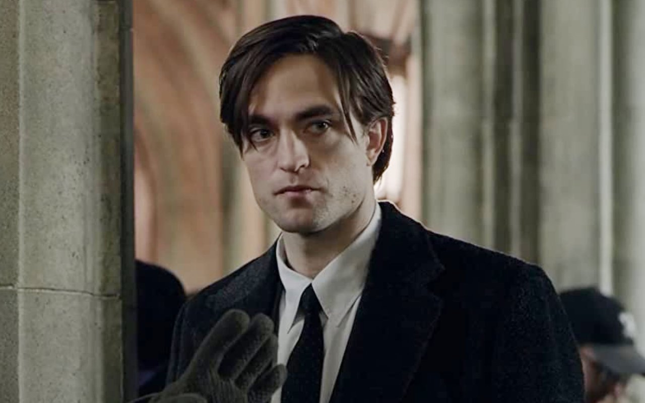 Robert Pattinson Ternyata Pernah Alami Masa Kelam Saat Ramai Dihujat Fans 'Twilight'