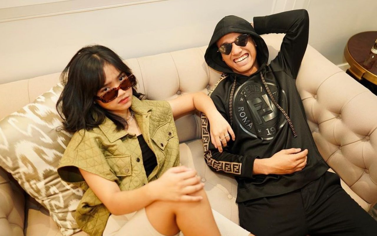 Usai Thariq, Muncul Lagu Lain 'Ciptaan' Gala Tentang Fuji dan Fadly