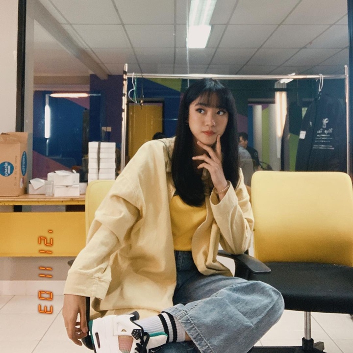 Tampil Kece Dengan Poni